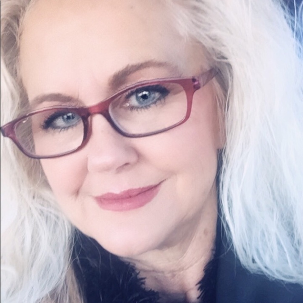 Meet your Posher, Sherry